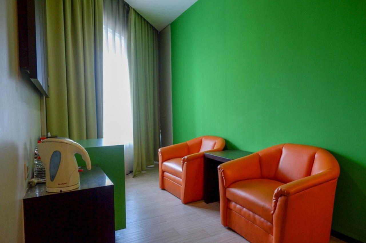 Hotel New Puri Garden Bandara Σεμαράνγκ Εξωτερικό φωτογραφία
