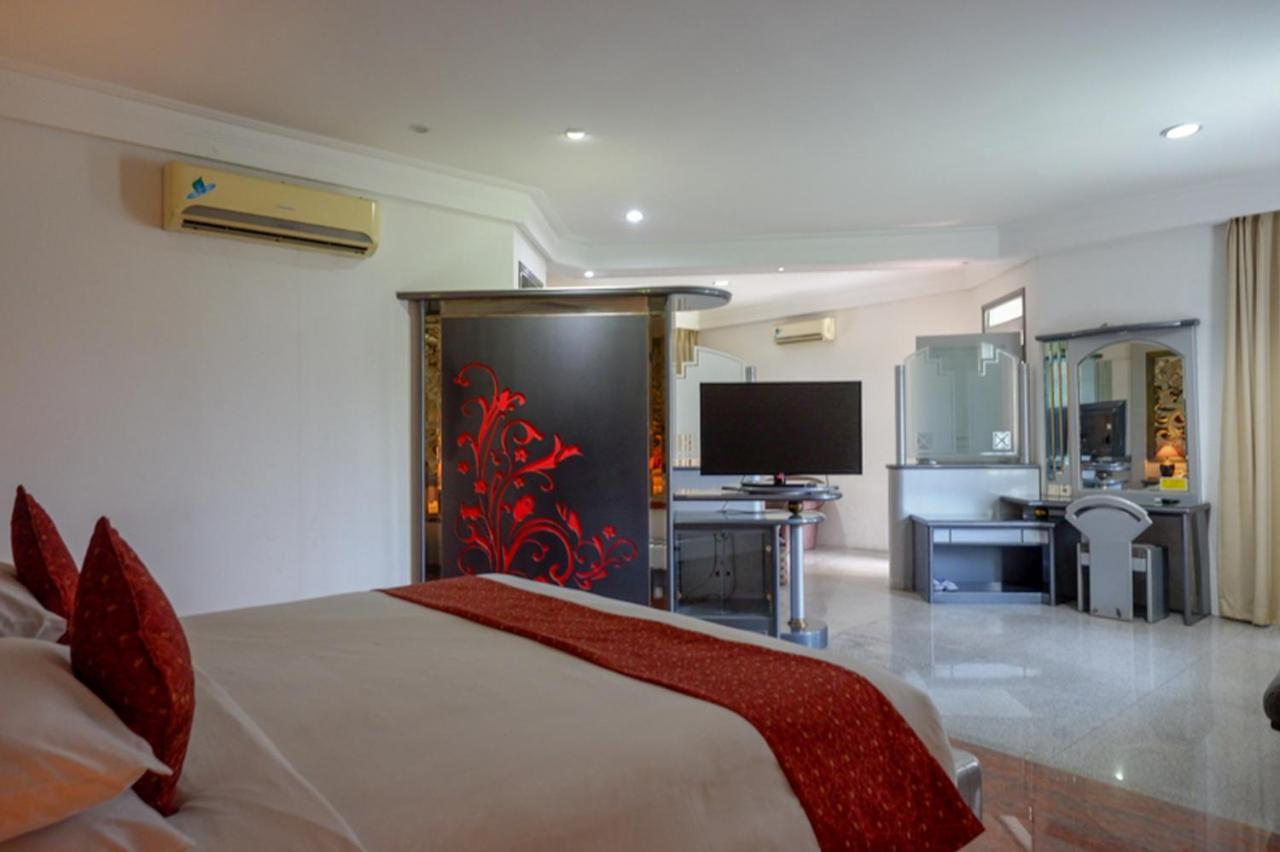 Hotel New Puri Garden Bandara Σεμαράνγκ Εξωτερικό φωτογραφία