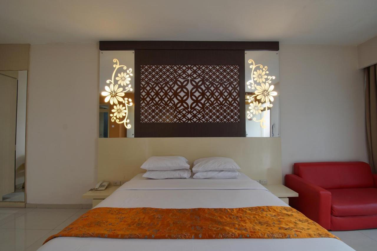 Hotel New Puri Garden Bandara Σεμαράνγκ Εξωτερικό φωτογραφία